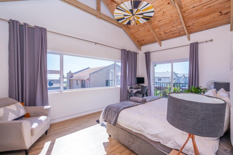 4 Bedroom Property for Sale in Myburgh Park Western Cape